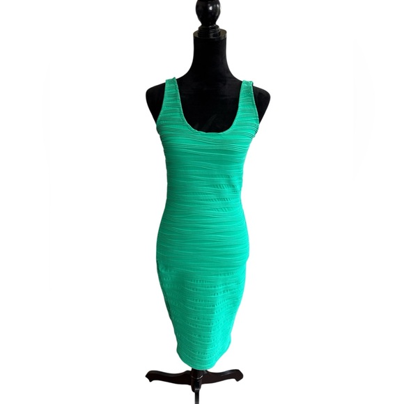 ASOS Green Ribbed Bodycon Midi Dress Size US 8 Scoop Neck Stretch - Picture 2 of 9